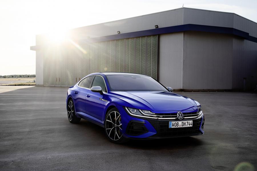  Volkswagen Arteon R 2020 года  (WW) (фото 1 из 22)